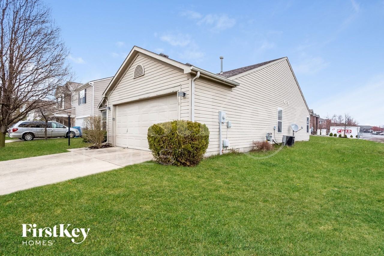 14904 Dry Creek Rd - Photo 2 of 15