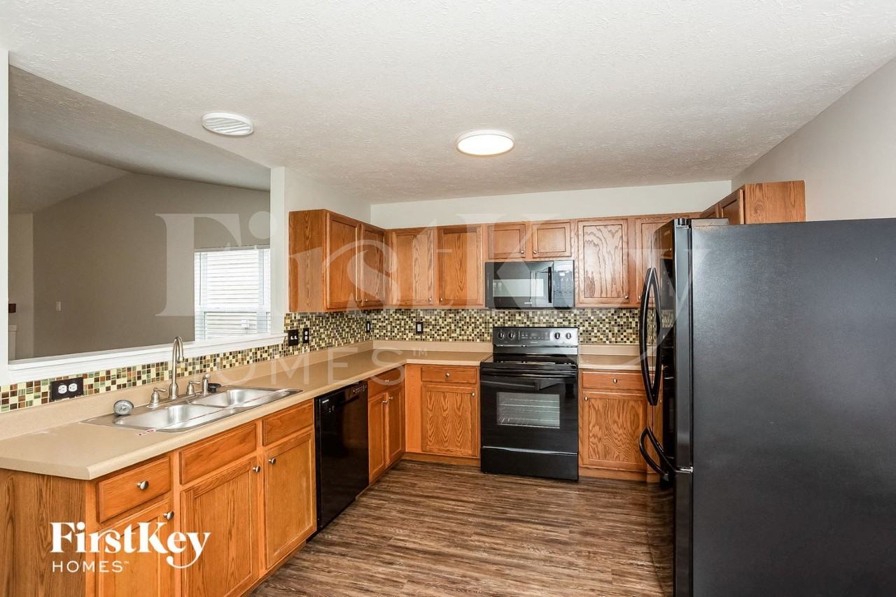 14904 Dry Creek Rd - Photo 5 of 15