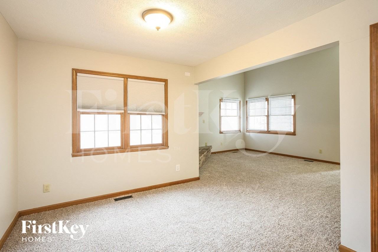 5804 Foolish Pleasure Ln - Photo 7 of 16