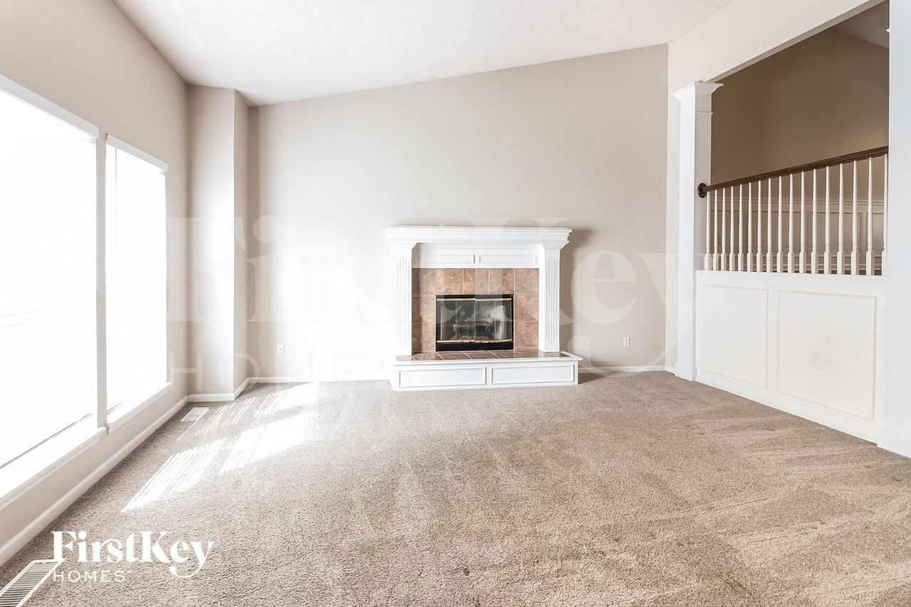 15140 West 157th Terrace - Photo 2 of 16