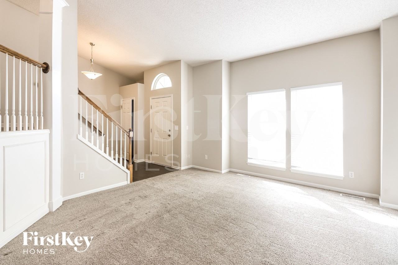 15140 West 157th Terrace - Photo 6 of 16