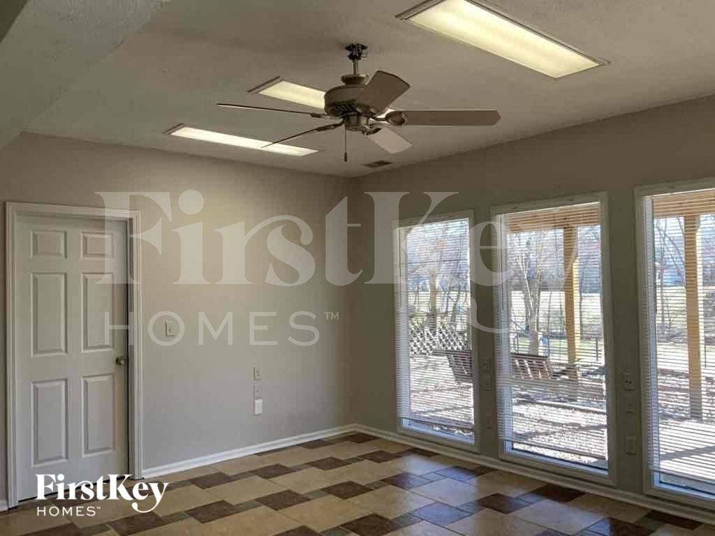 1409 Northeast 101st Terrace - Photo 6 of 24