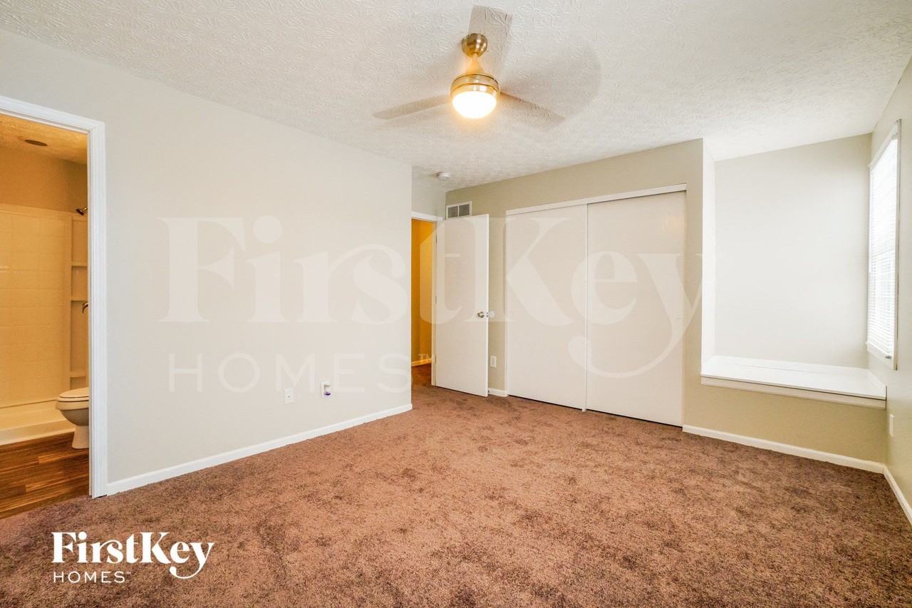 2775 Cross Creek Avenue - Photo 7 of 13