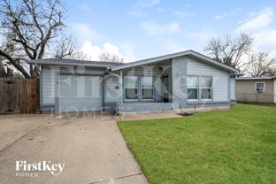 816 Russell Lane - Photo 1 of 1