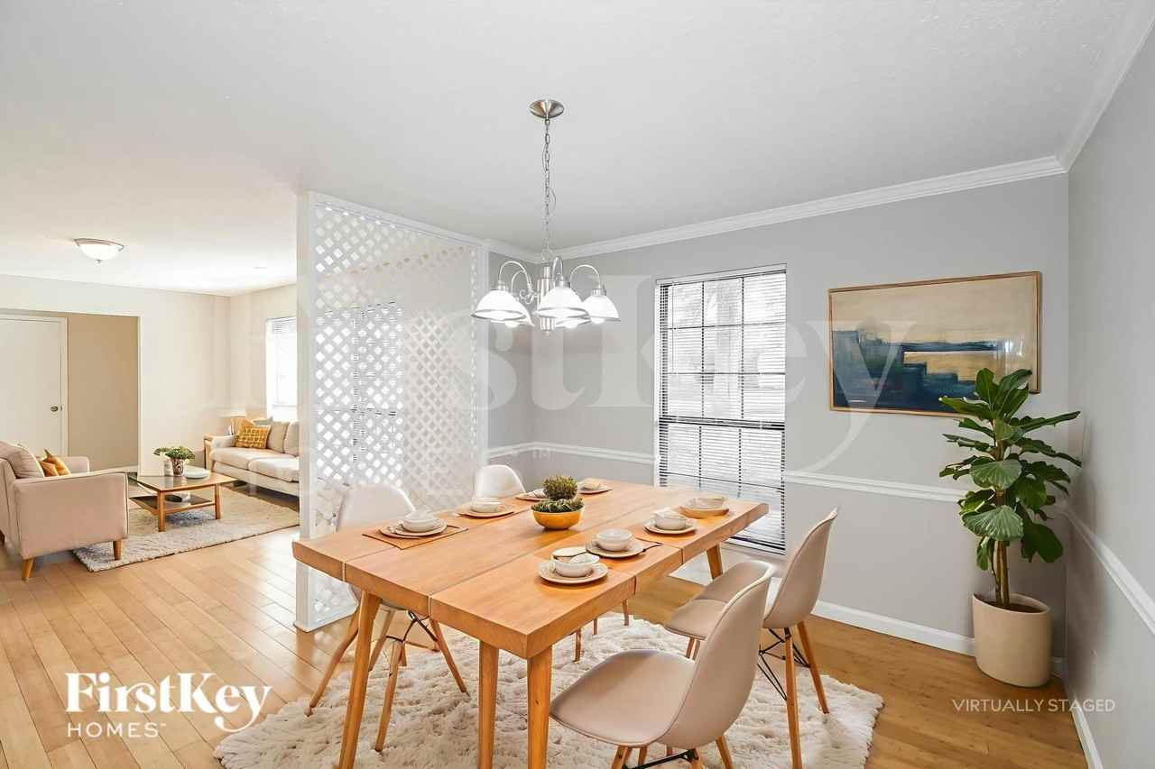 2462 Ridgecrest Avenue - Photo 6 of 19