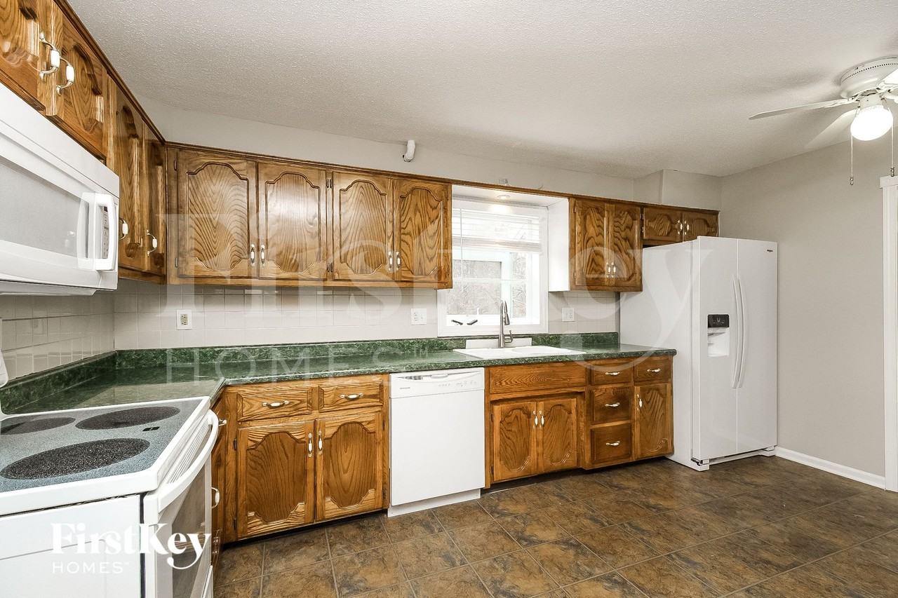 1919 Nw 62nd Ter - Photo 6 of 15