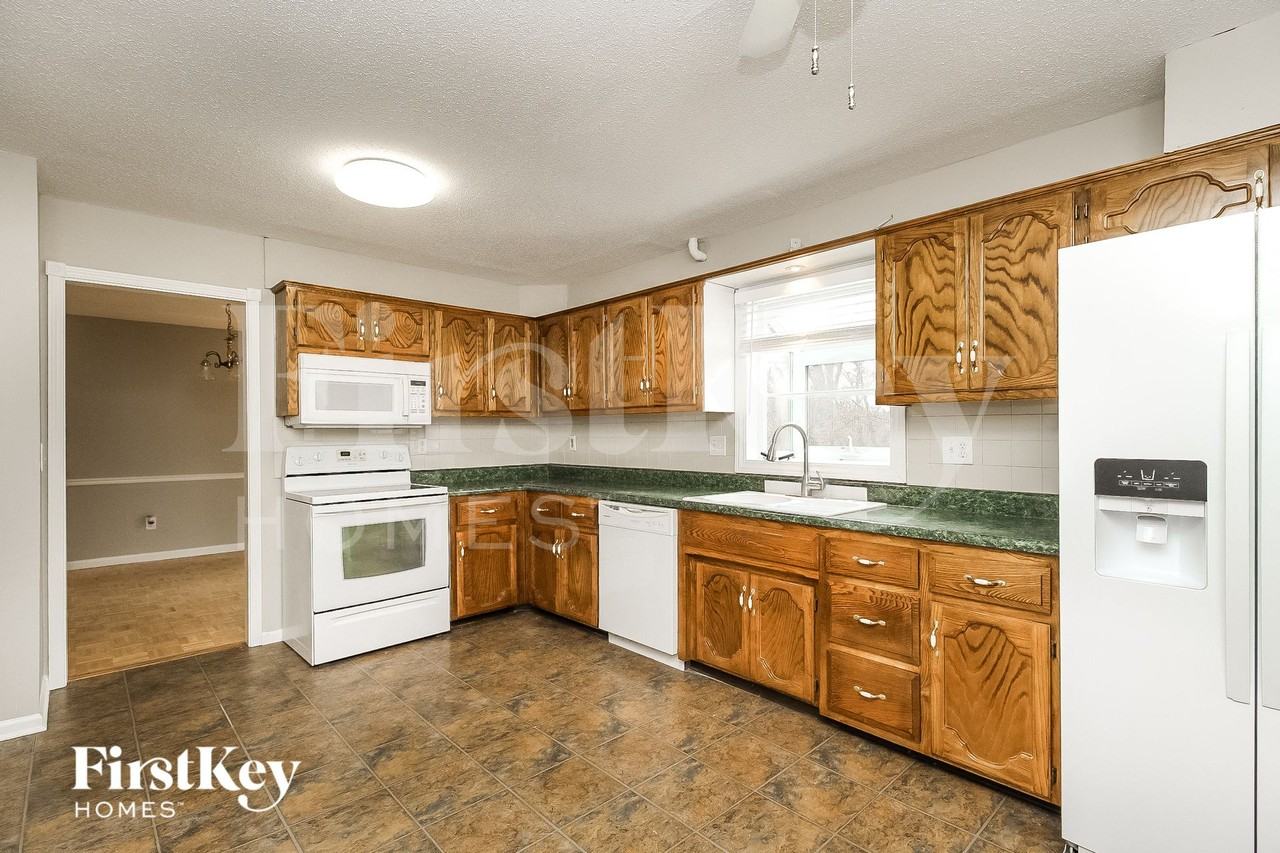 1919 Nw 62nd Ter - Photo 7 of 15