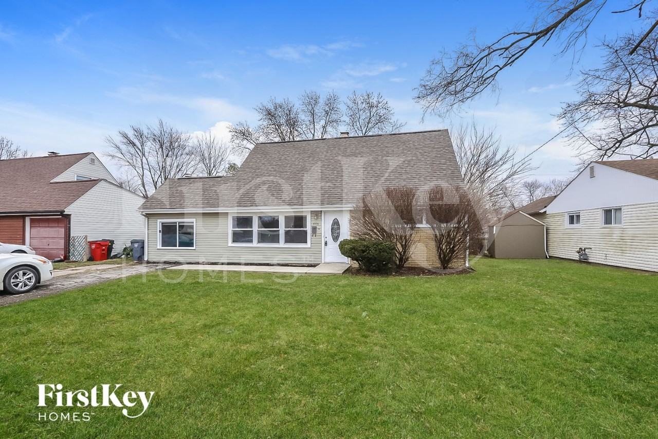 3976 Richard Ave - Photo 2 of 15