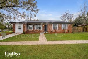 featured image of 8704 Country Creek Blvd