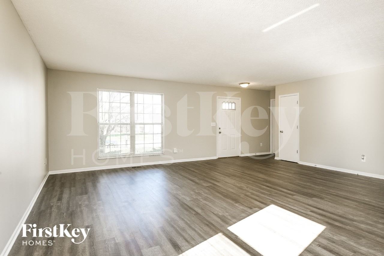 3054 Brantley Dr - Photo 4 of 15