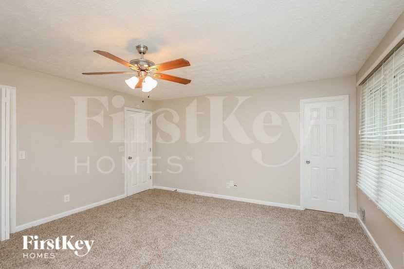 221 Cherokee Springs Way - Photo 7 of 15