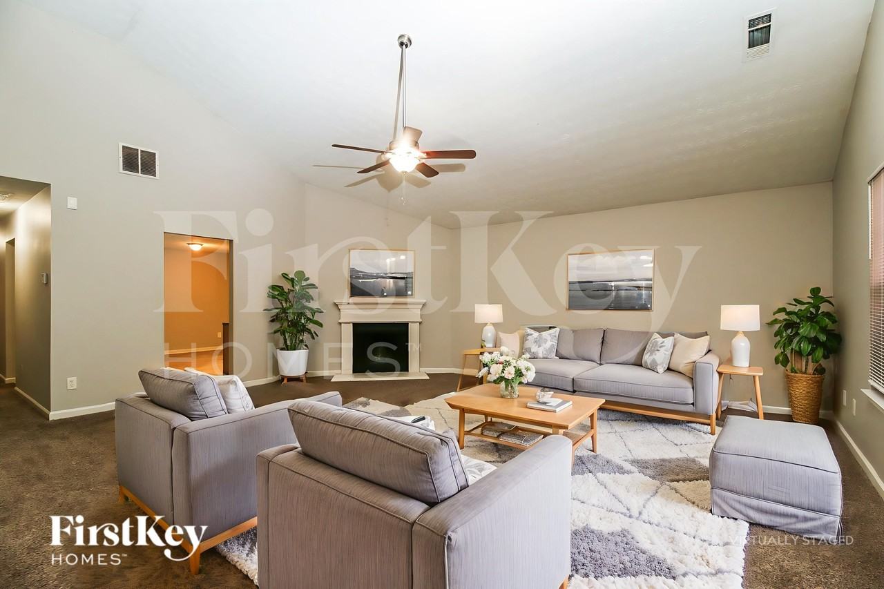 7046 Setters Way - Photo 3 of 19