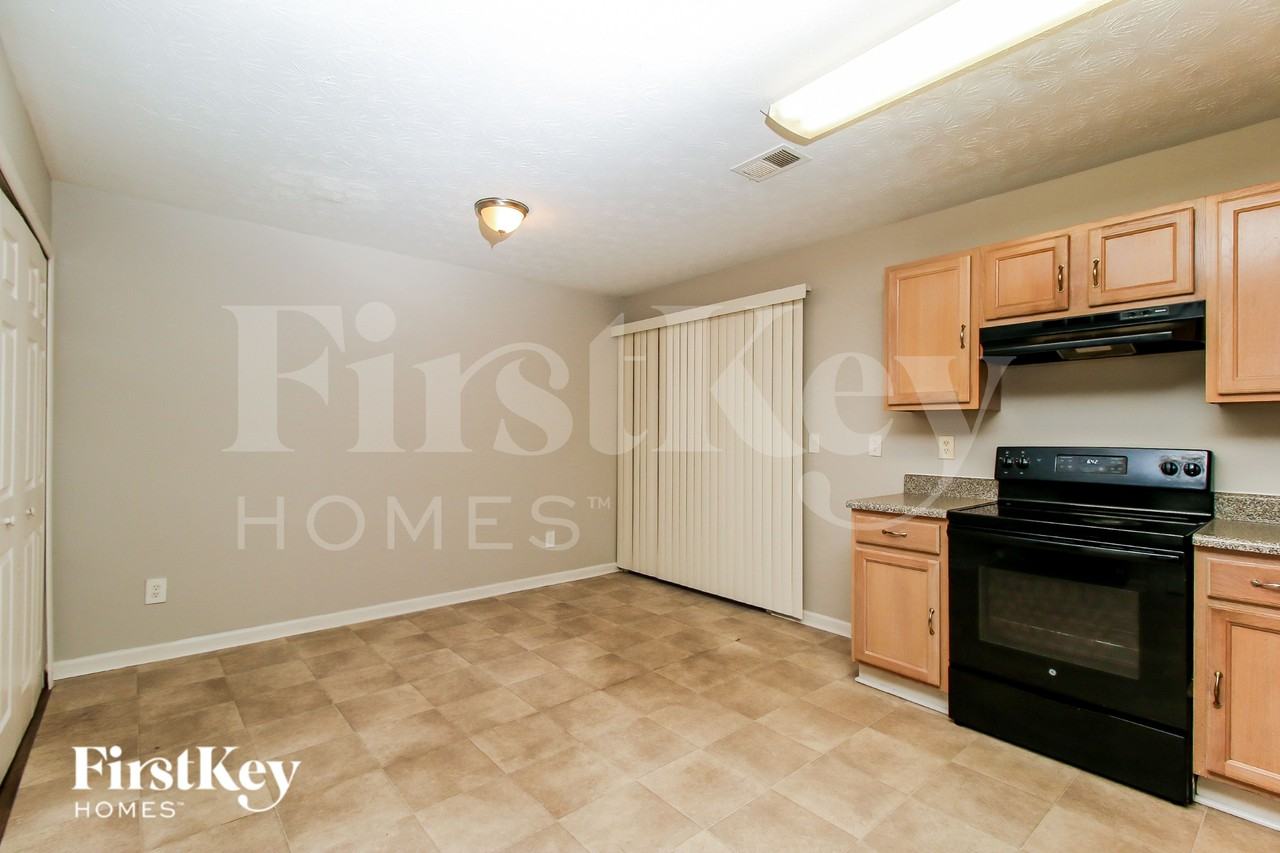 7046 Setters Way - Photo 5 of 19