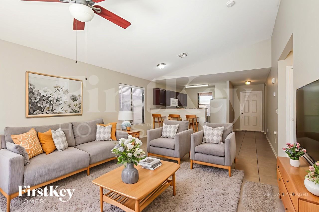 11313 W Campana Dr - Photo 3 of 19