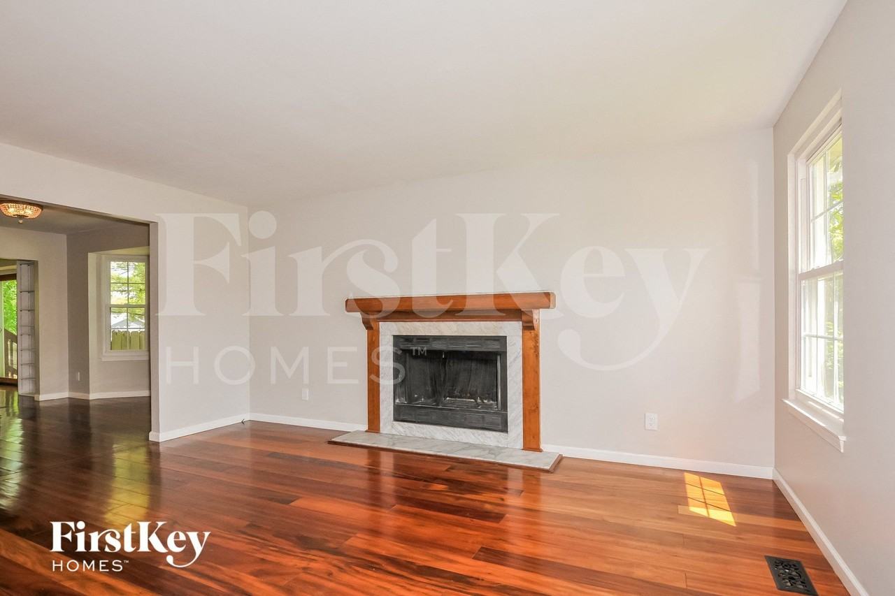 69 Oak Valley Dr - Photo 4 of 15