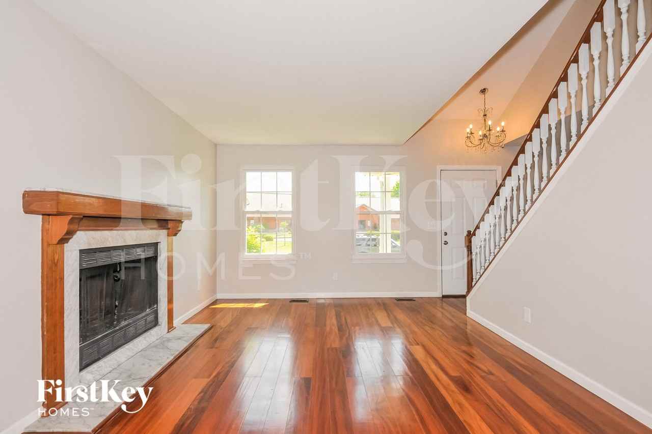 69 Oak Valley Dr - Photo 5 of 15