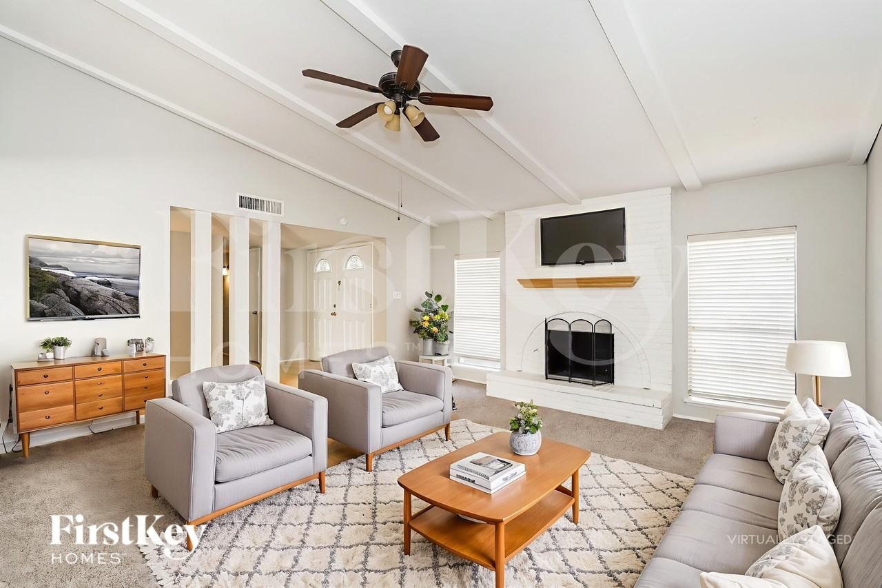 9814 Emory Oak Circle - Photo 3 of 19