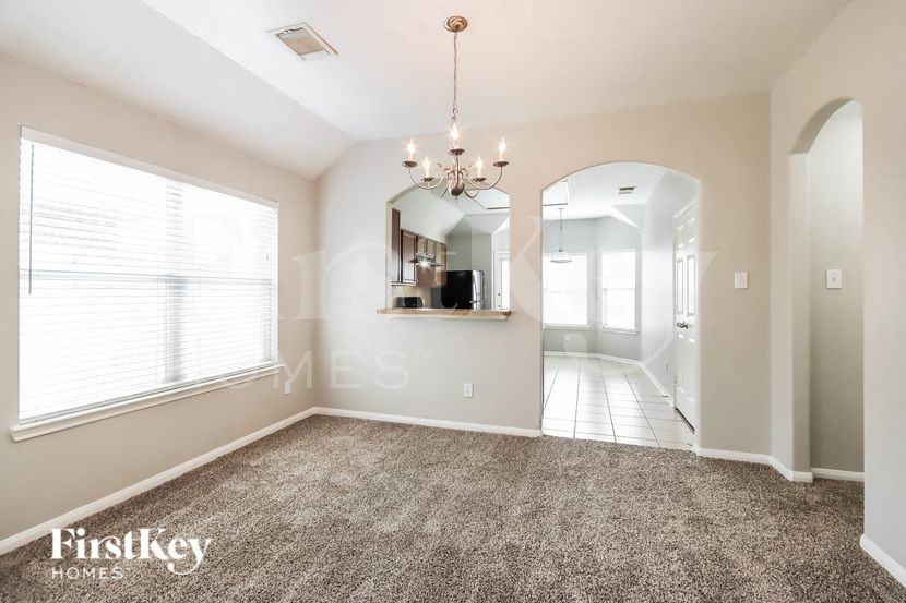 9302 Reflections Path Way - Photo 5 of 15