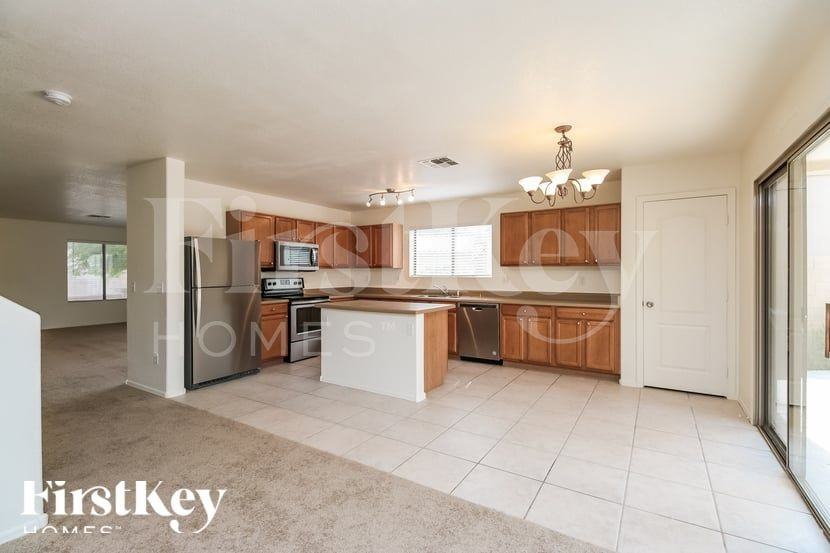 9032 E Pampa Ave - Photo 6 of 15