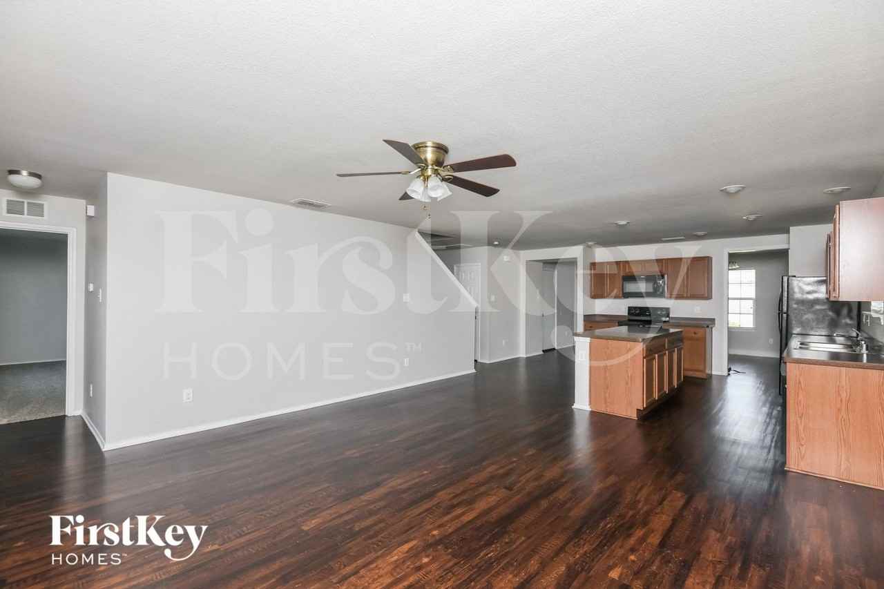 8932 Puerto Vista Drive - Photo 3 of 15