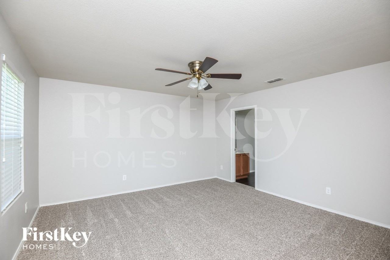 8932 Puerto Vista Drive - Photo 7 of 15