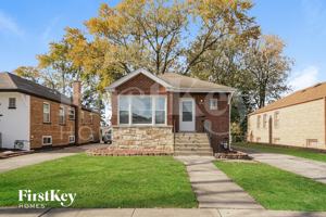 featured image of 8912 South Sacramento Avenue