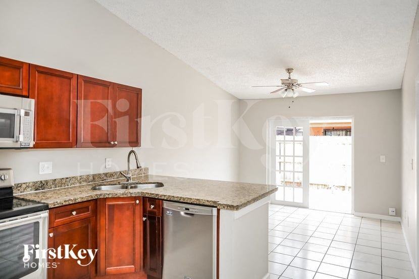 8806 Nwter - Photo 6 of 15