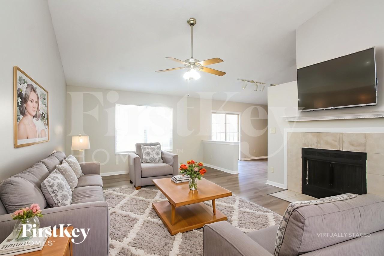 8407 Fort Sumter Dr - Photo 4 of 19