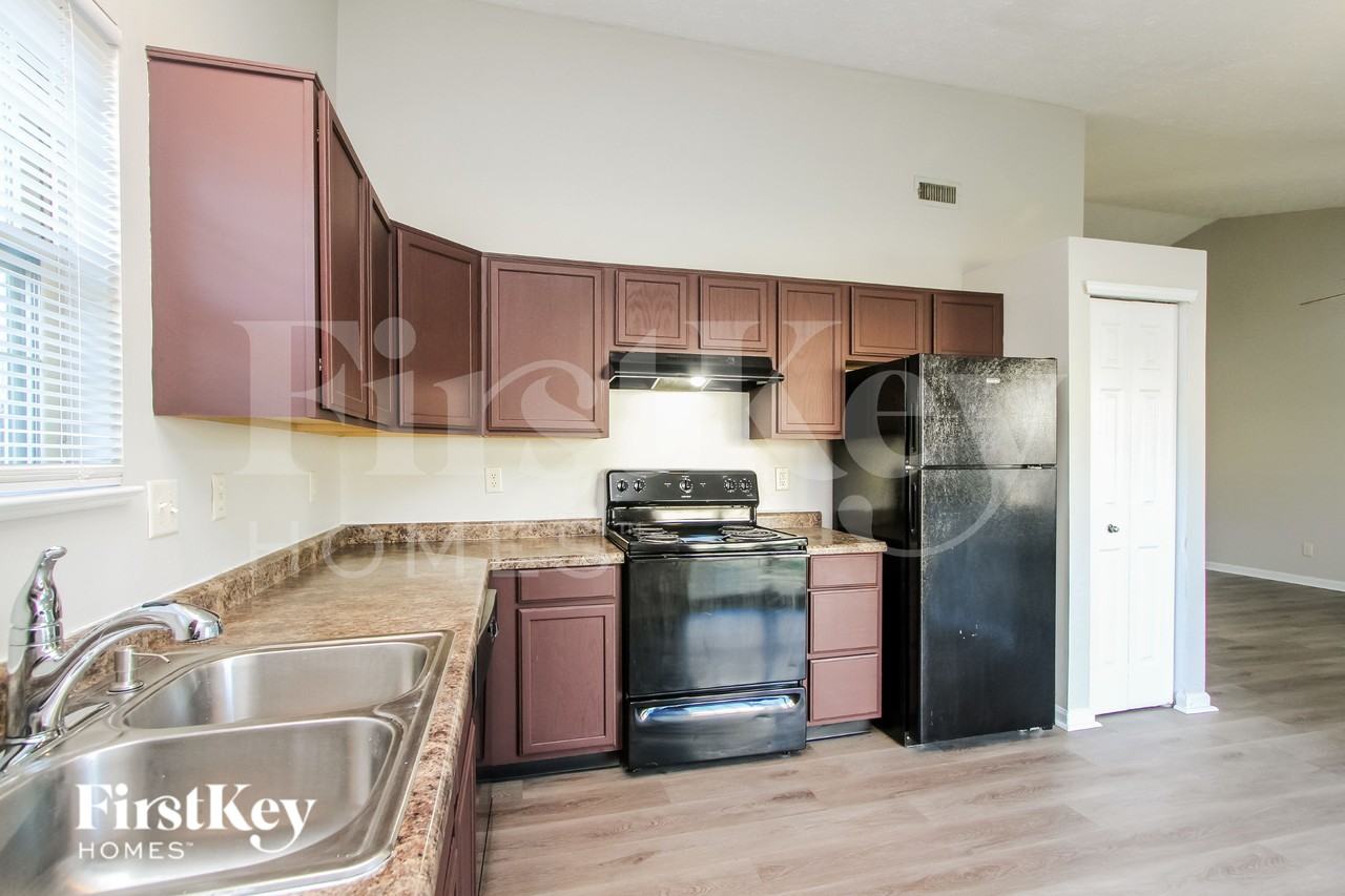 8407 Fort Sumter Dr - Photo 7 of 19