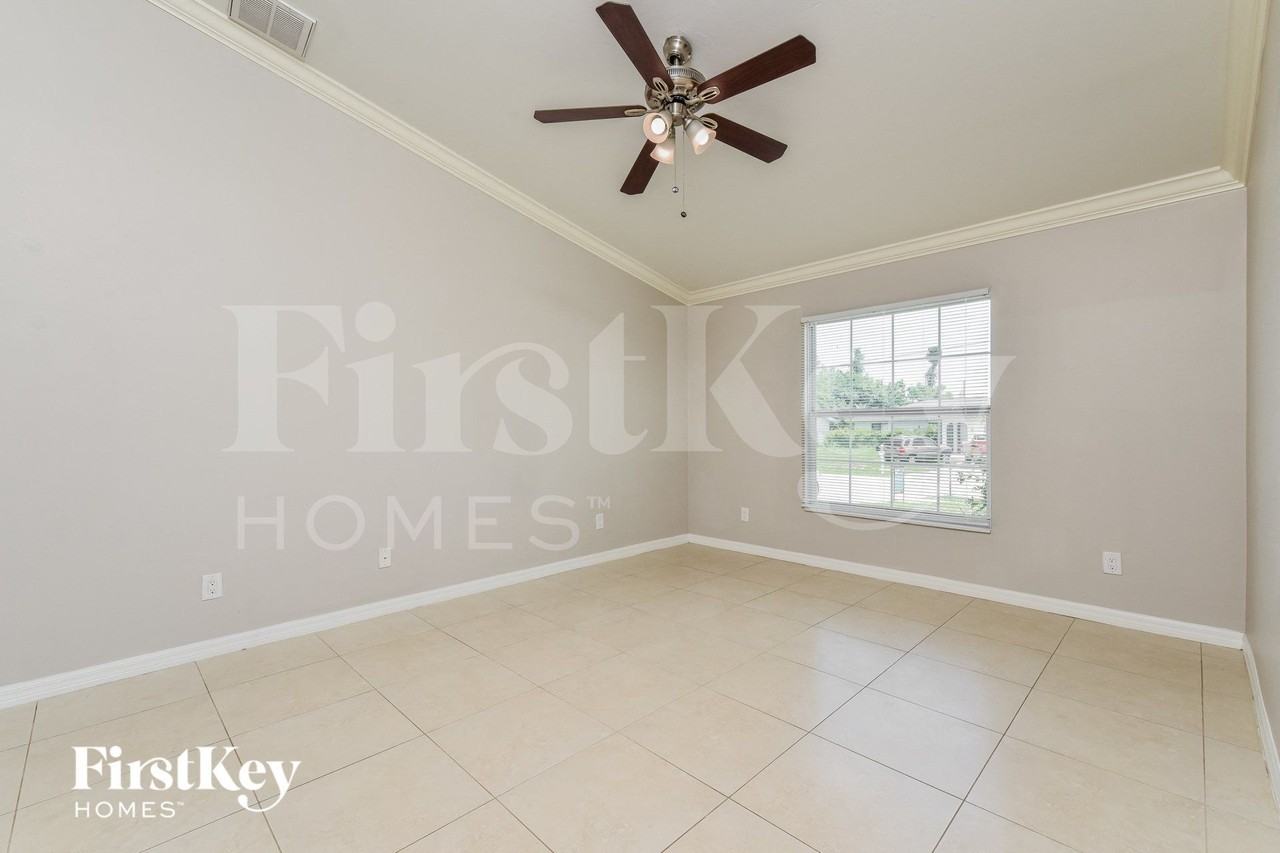 8064 Winged Foot Drive - Photo 6 of 15