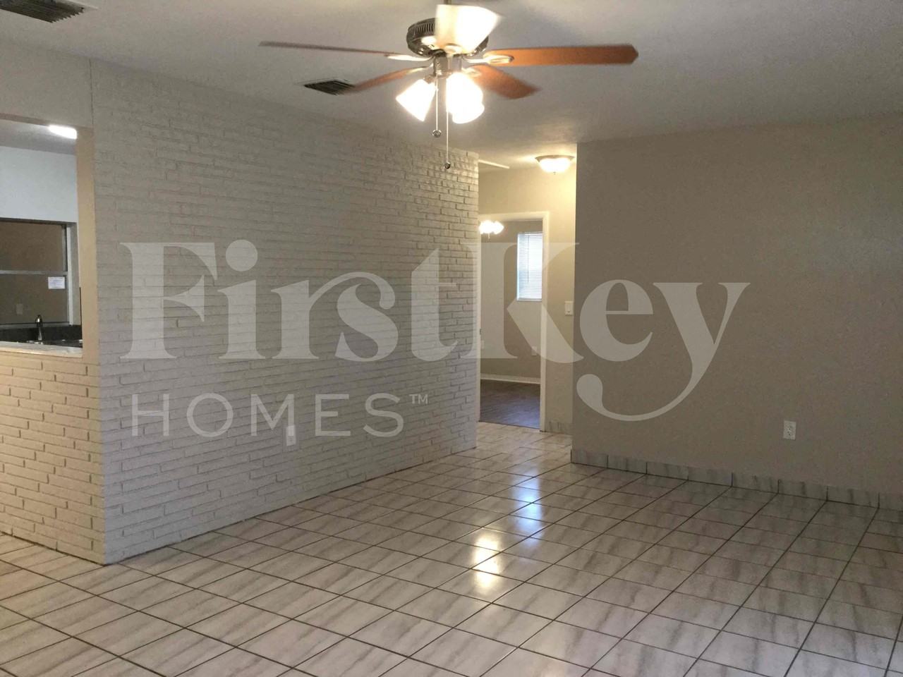 7925 Indigo St - Photo 6 of 22