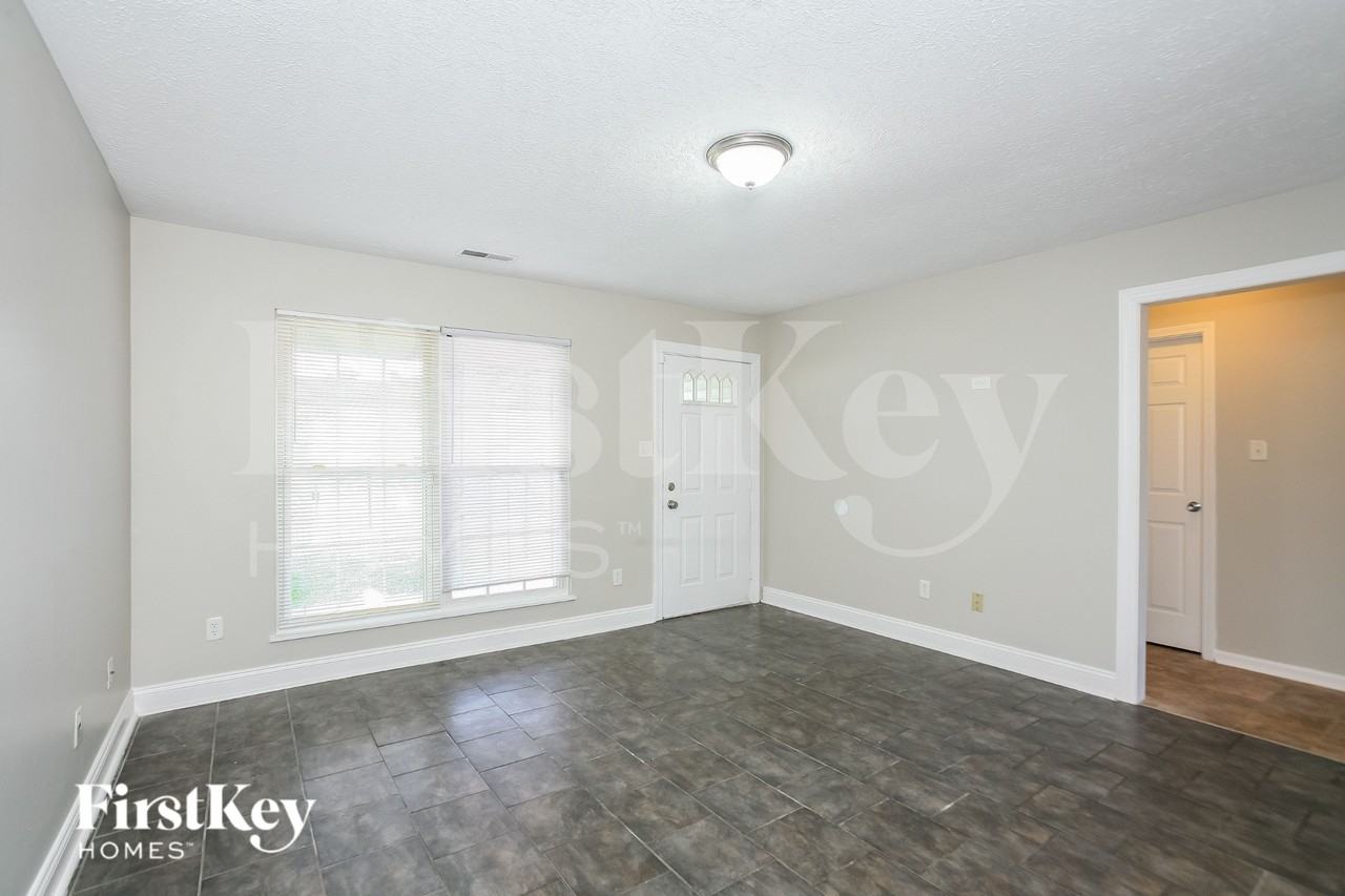 7750 Cross Willow Boulevard - Photo 3 of 16