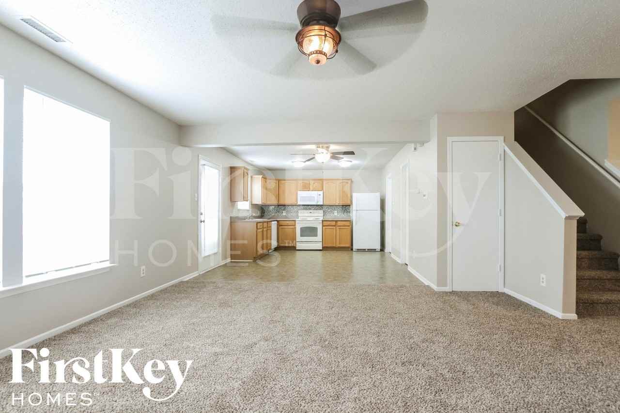 7731 Brandenburg Way - Photo 6 of 15