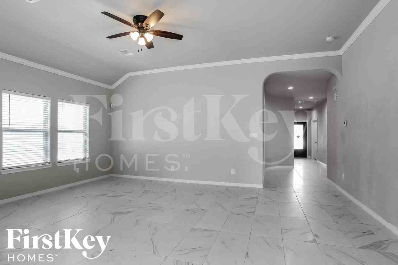 7238 Foxtail Meadow Ct - Photo 3 of 15