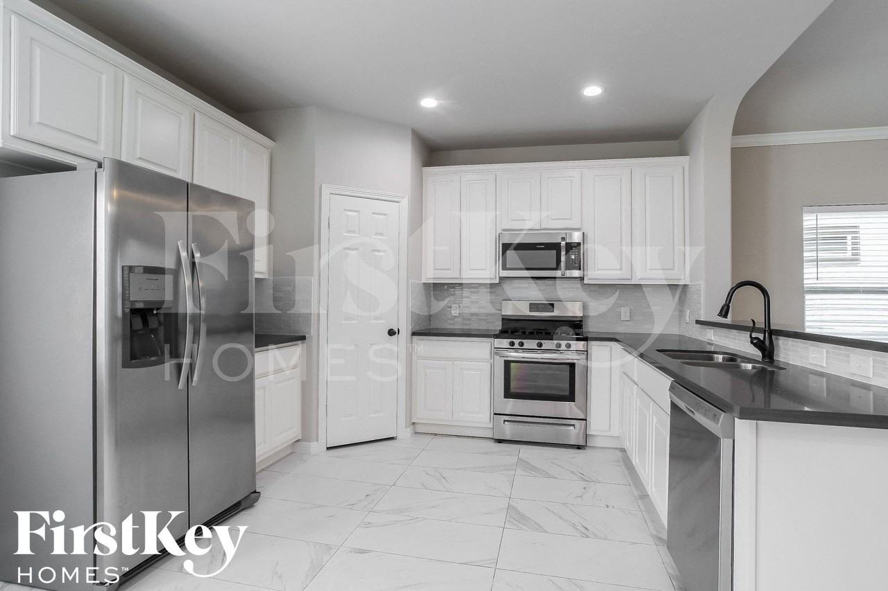 7238 Foxtail Meadow Ct - Photo 4 of 15