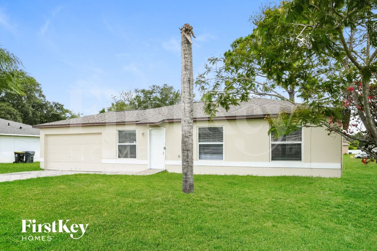 714 Camel Ct - Photo 2 of 16