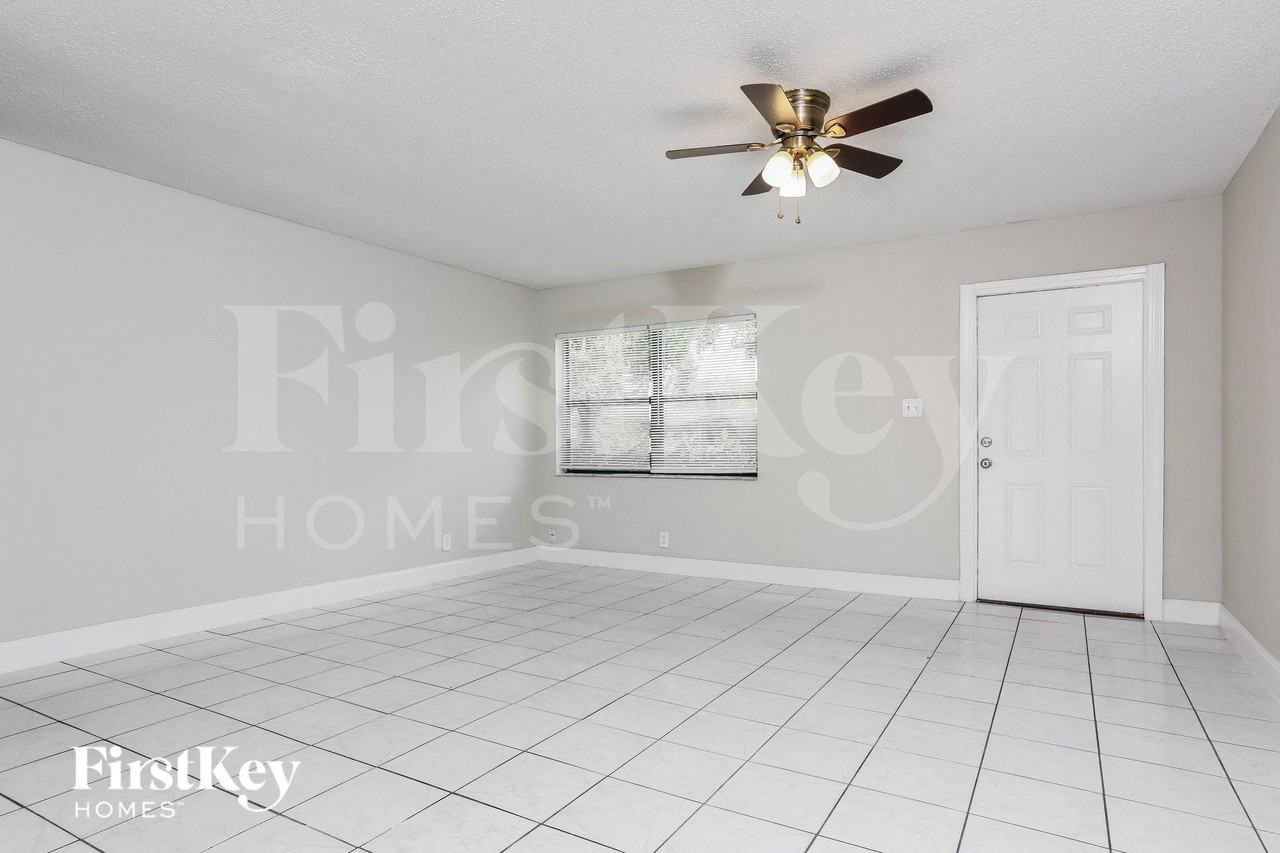 707 Swave - Photo 3 of 15