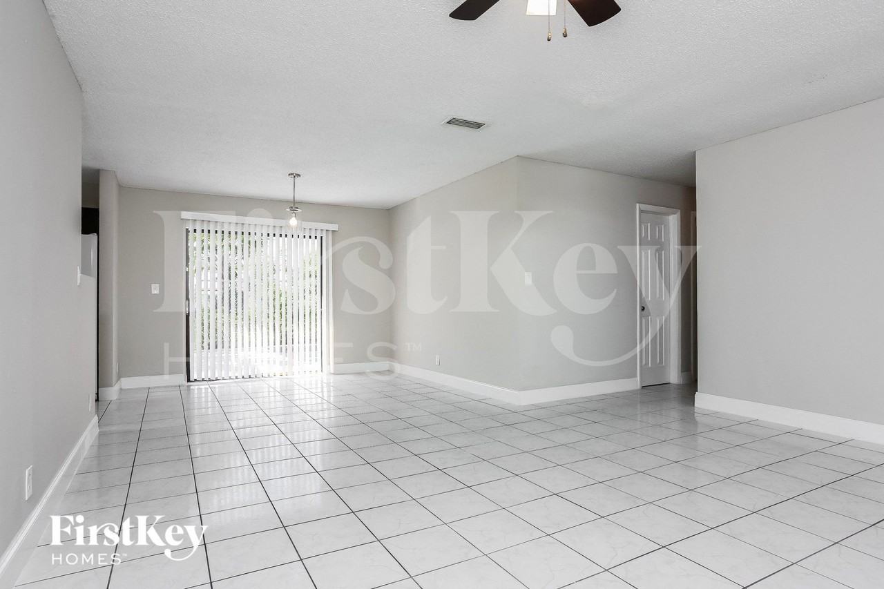 707 Swave - Photo 4 of 15