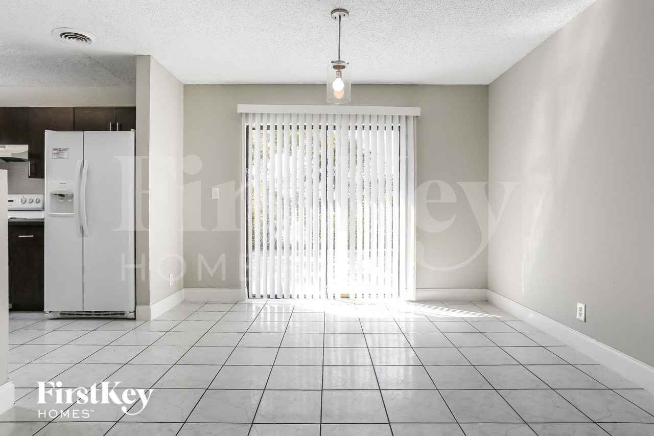 707 Swave - Photo 5 of 15