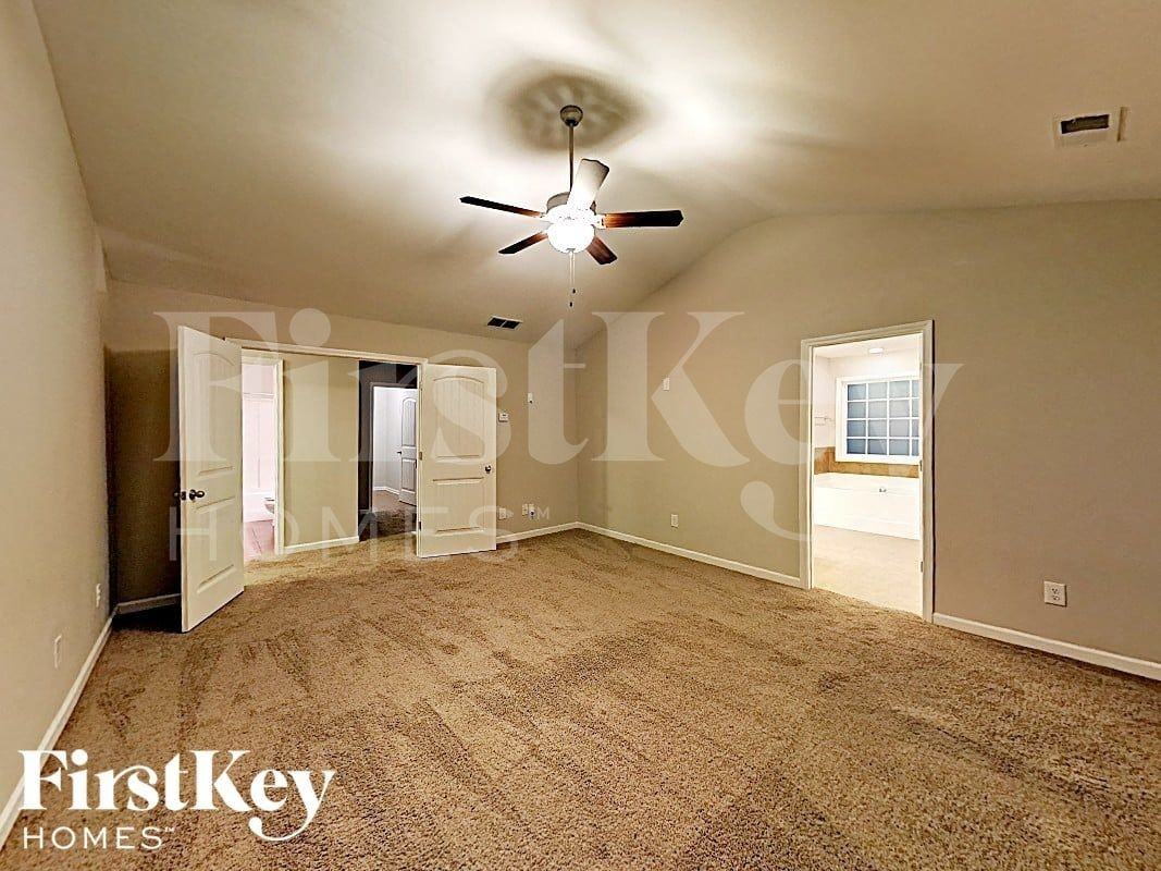 7 Abington Ln - Photo 7 of 17