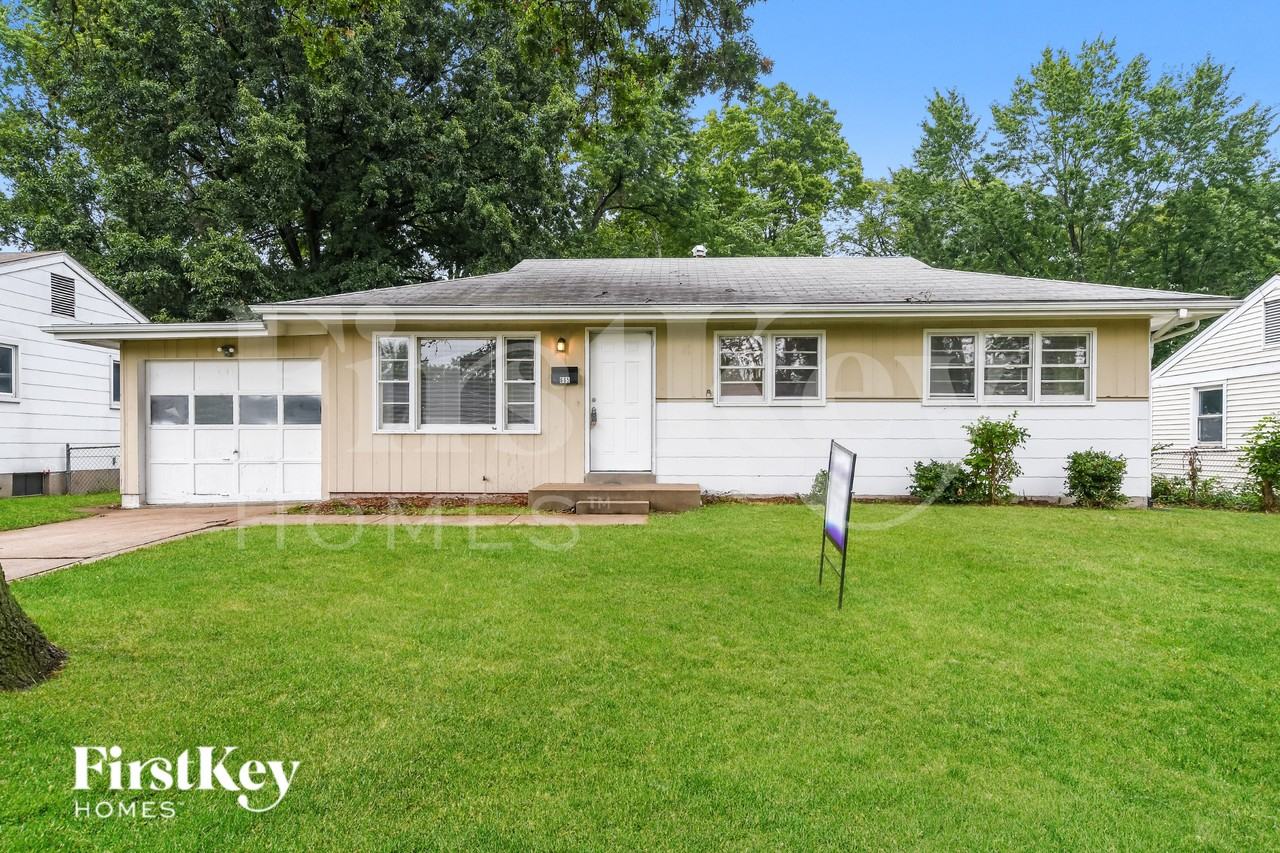 665 Mark Twain Dr - Photo 2 of 16