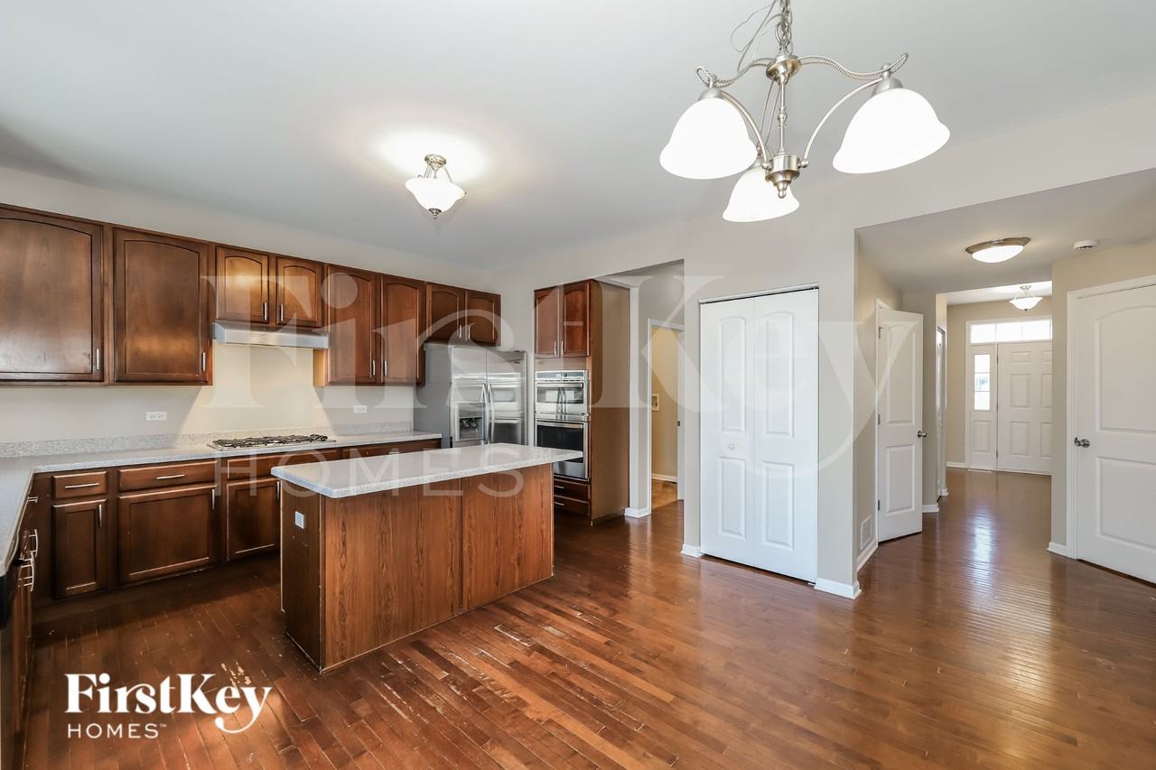 6641 Ayre Drive - Photo 7 of 19