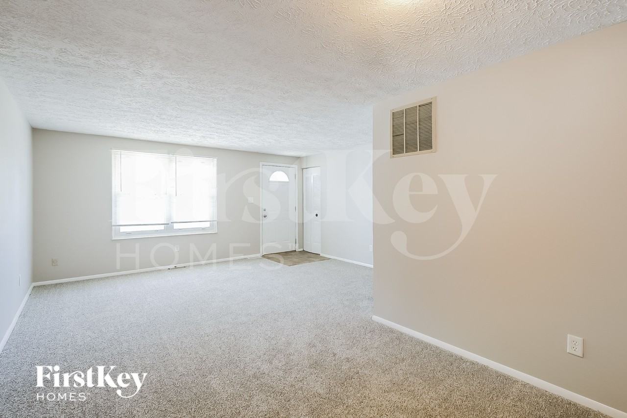 6624 Cordova Ct - Photo 4 of 19