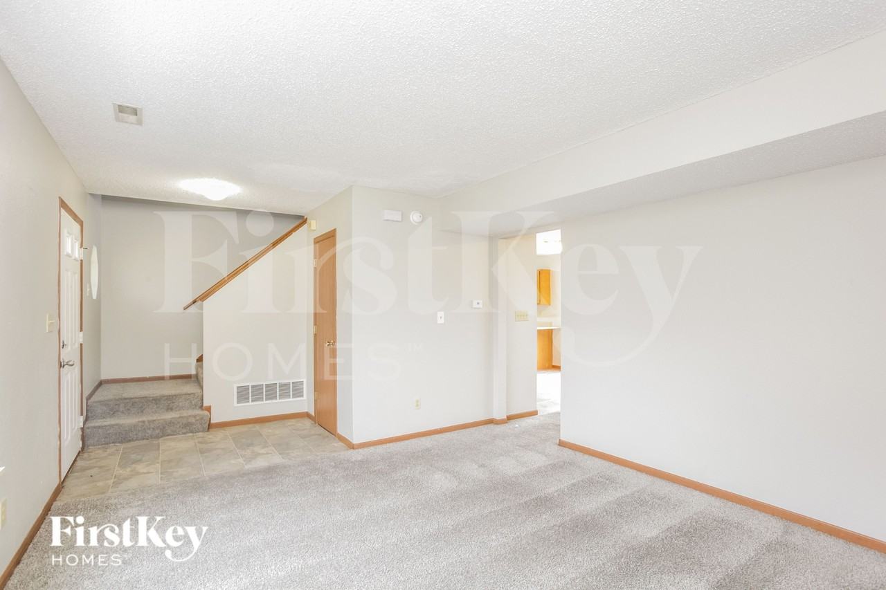 6602 Hazelhatch Dr - Photo 4 of 19