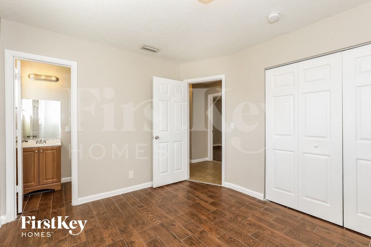 6532 Eaton St - Photo 7 of 15