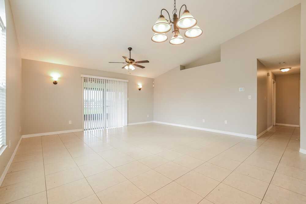 2417 Ginger Mill Blvd - Photo 6 of 16