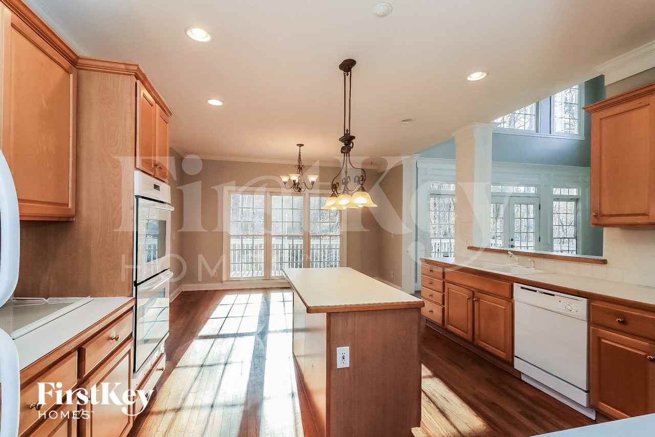 6231 Benbrooke Dr Nw - Photo 4 of 14