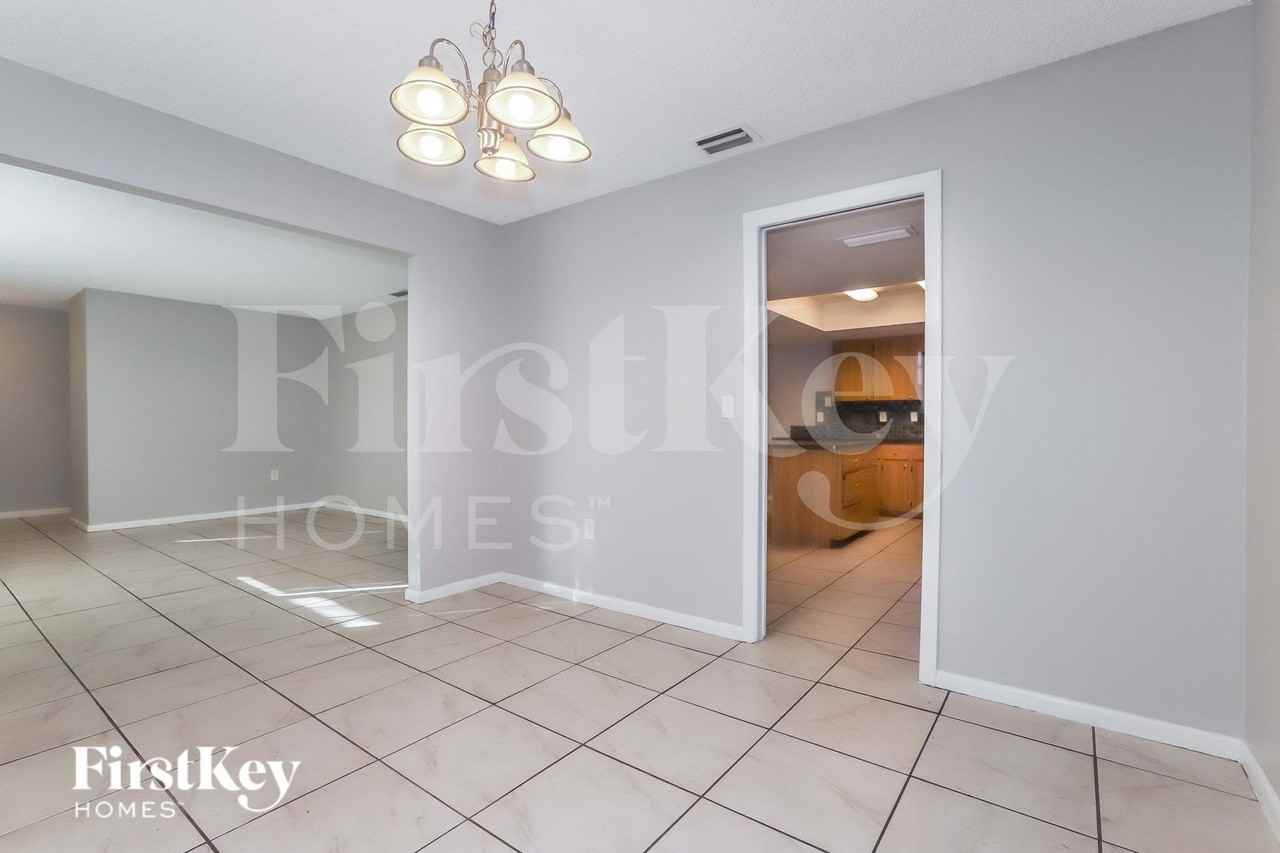 6225 Quail Ridge Dr - Photo 5 of 16