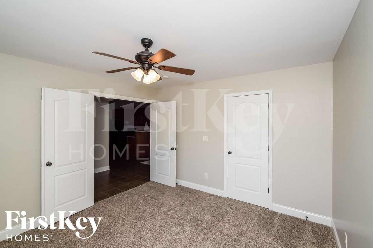 605 Hidden Brook Trail - Photo 4 of 15