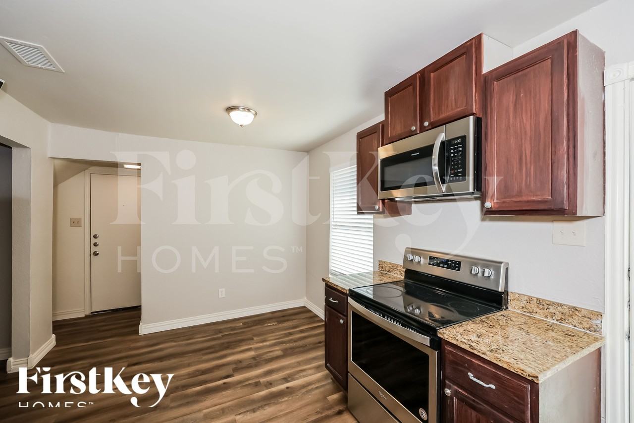 600 Dayton Rd - Photo 7 of 19